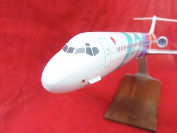 1/100スケール PACMIN 飛行機模型 MD-90 JA8064 黒澤塗装 1号機 買取