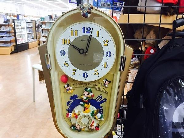 Disney ディズニー のからくり時計をご紹介 摂津店 17年11月29日