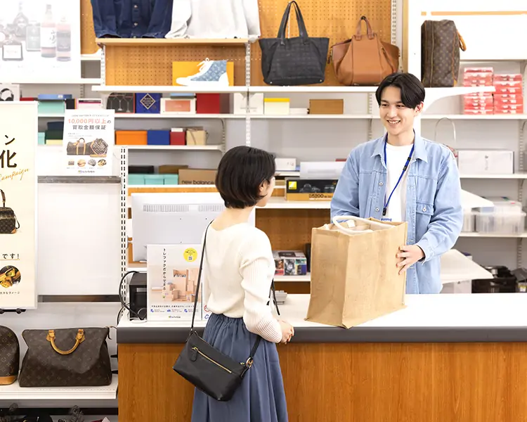 店頭買取｜その場で買取！お店で売るならトレジャーファクトリーの店頭買取